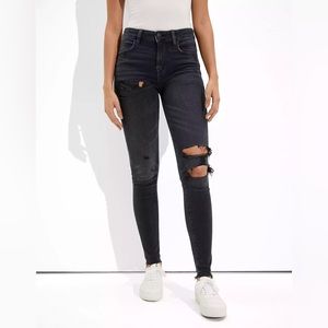 AE Ne(x)t Level Washed Black Ripped High-Waisted Jegging - size 4